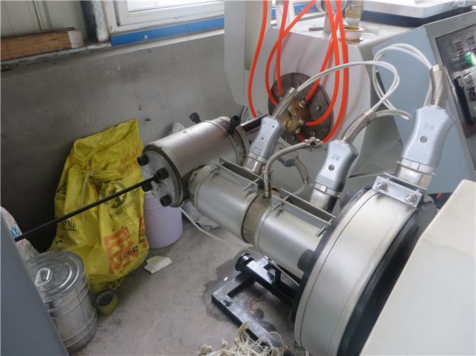 香港塑料管材模具厂产品介绍凯润塑料机械